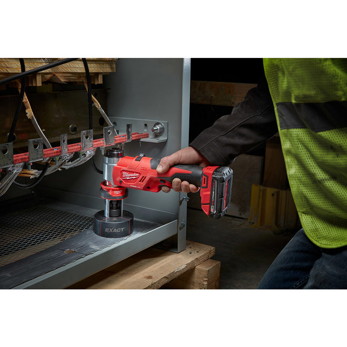 Milwaukee M18 FORCE LOGIC 6T Knockout Tool 1/2" - 2"