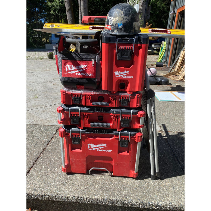 Milwaukee PACKOUT Compact Tool Box