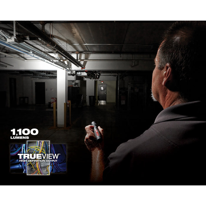 Milwaukee REDLITHIUM USB 1100L Twist Focus Flashlight