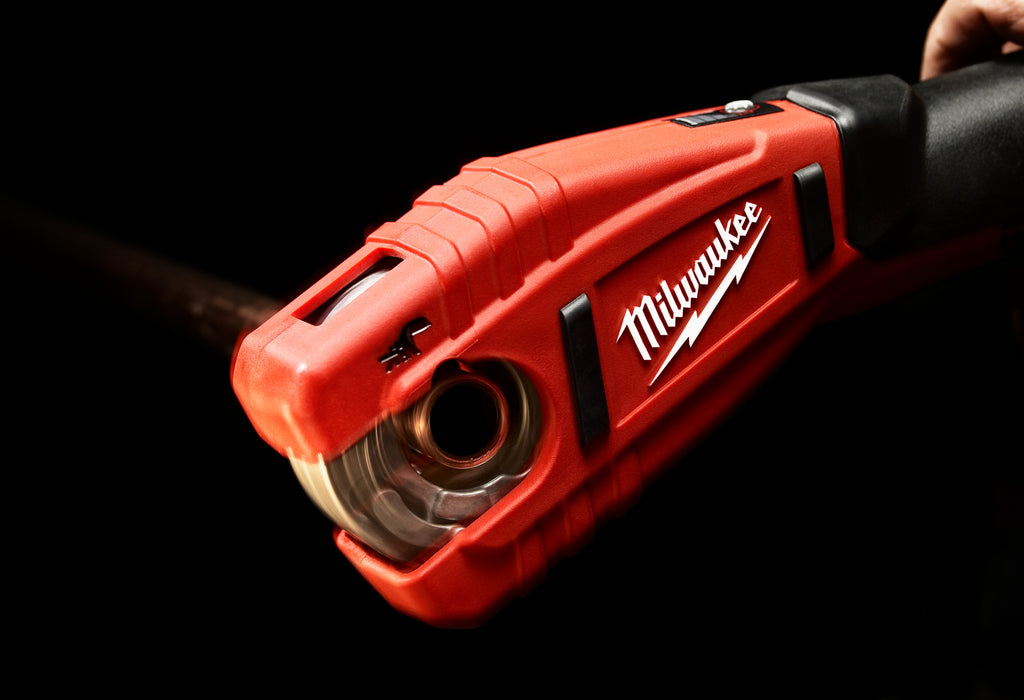 Milwaukee M12 Cordless Copper Tubing Cutter Kit