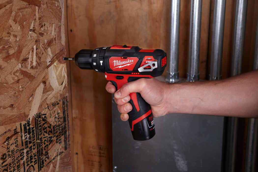 Milwaukee M12 Cordless Cordless Hammer Drill/Impact Driver Combo Kit (2-Tool)