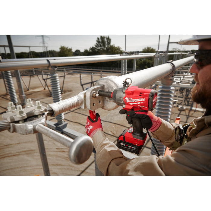 Milwaukee M18 FUEL 1/2" High Torque Impact Wrench w/ Detent Pin Kit