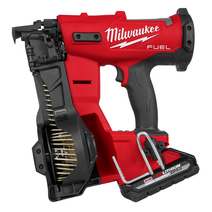 Milwaukee M18 FUEL Coil Roofing Nailer - Kit