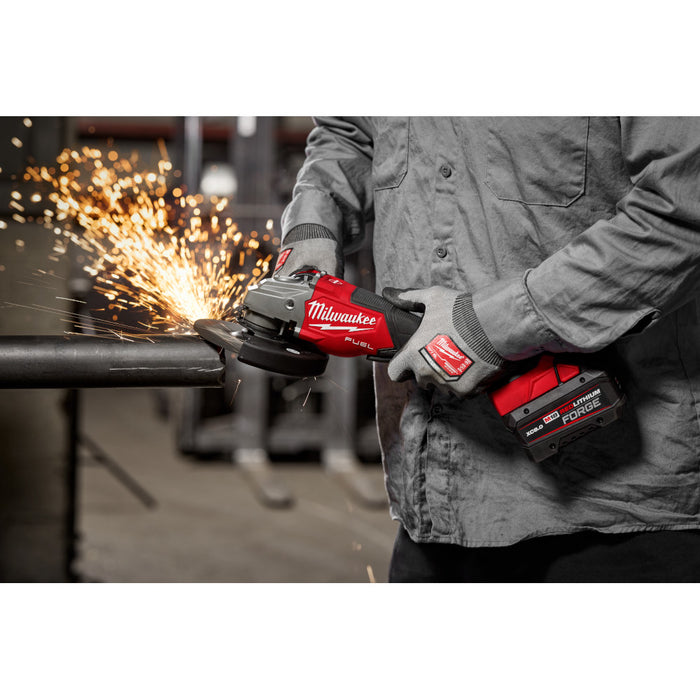 Milwaukee M18 FUEL™ 4-1/2"-6" Braking Grinder Kit w/ Paddle Switch