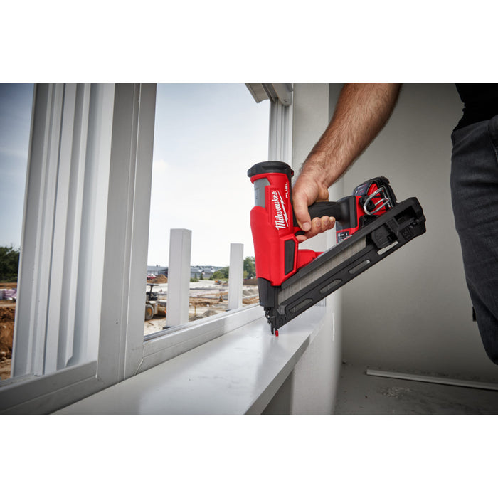 Milwaukee M18 FUEL™ 15 Gauge Finish Nailer Kit