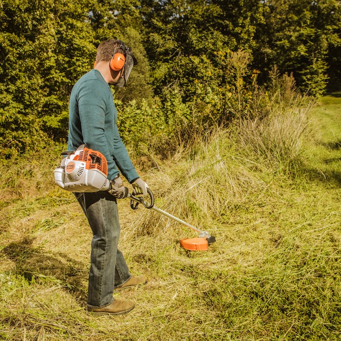 STIHL FS 240 R Gas Powered Professional Trimmer (37.7cc)