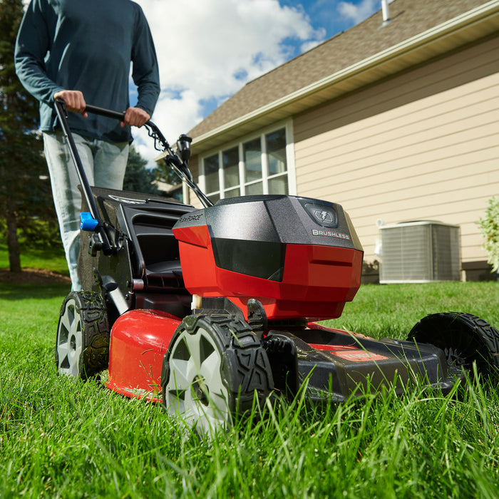 Toro 60V Max 21" Recycler® w/SmartStow® Self-Propelled Lawn Mower - 5.0Ah Battery