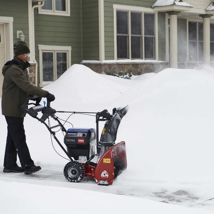 Toro 60V SnowMaster® 24" Cordless Snow Blower w/ (2) Batteries & Charger