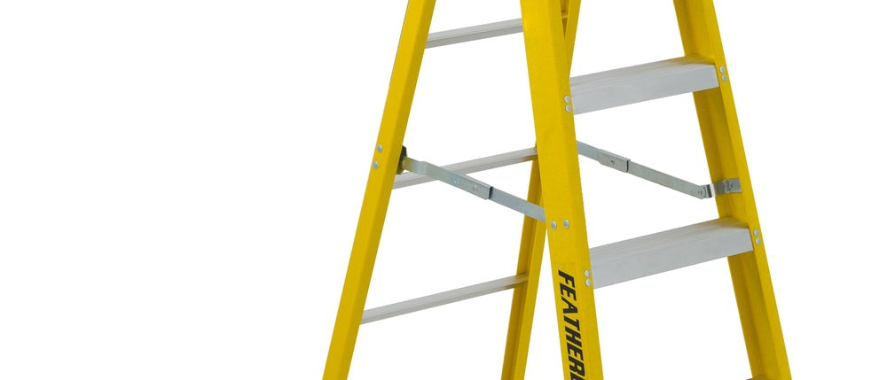 Featherlite Extra Heavy Duty Fiberglass Step Ladder (Type 1A)