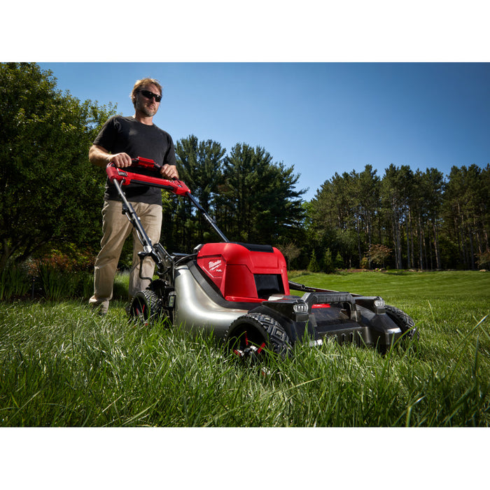 Milwaukee M18 FUEL Cordless 21" Self-Propelled Dual Battery Mower Kit