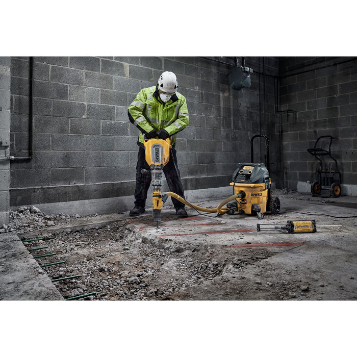 DeWalt SDS MAX 27 lbs. Inline Chipping Hammer Kit