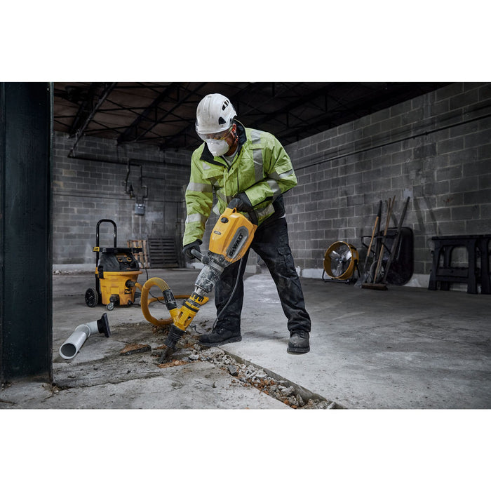 DeWalt SDS MAX 27 lbs. Inline Chipping Hammer Kit