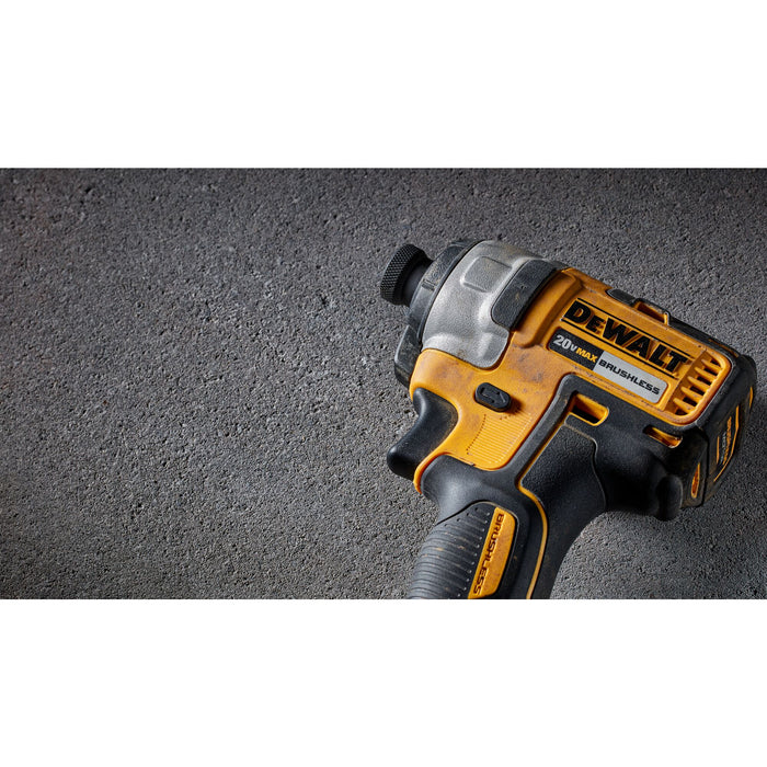 DeWalt 20V MAX Brushless 1/4" Cordless Impact Driver Kit