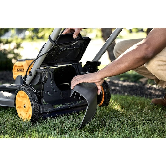 DeWalt 2X20V MAX XR® 21" Brushless Cordless RWD Self-Propelled Lawn Mower Kit