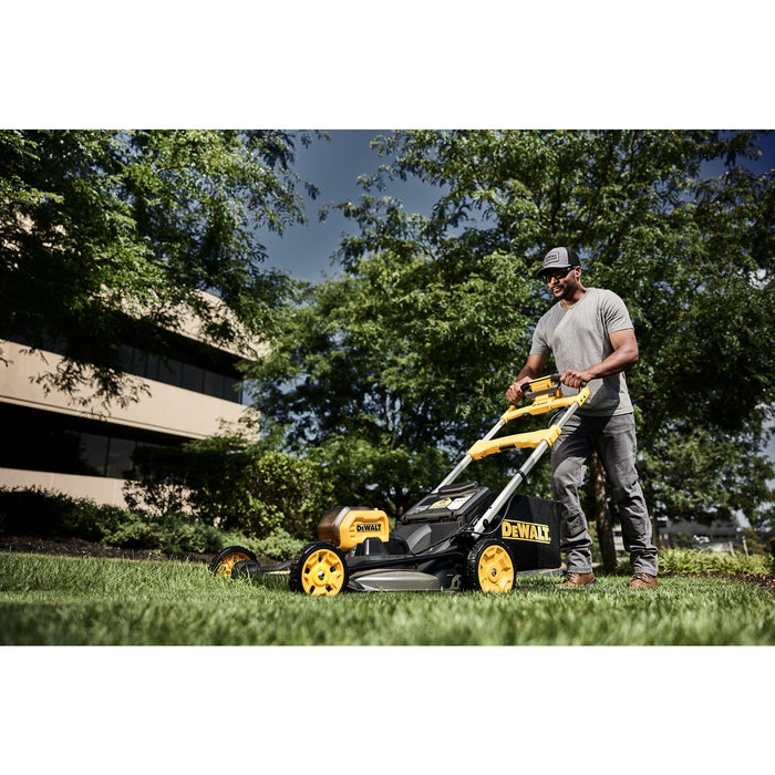 DeWalt 60V MAX Cordless Brushless RWD Self Propelled Mower Kit