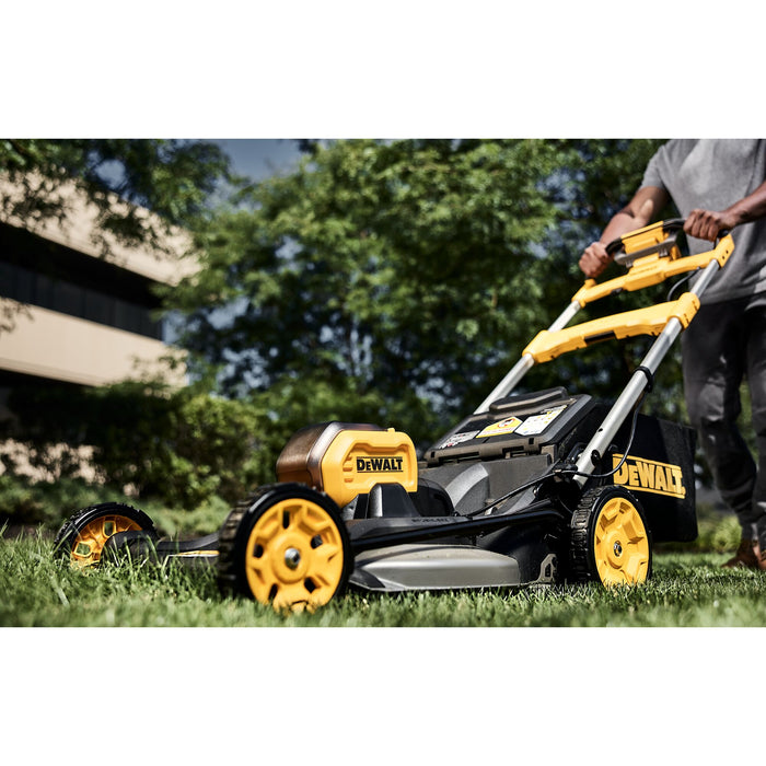 DeWalt 60V MAX Cordless Brushless RWD Self Propelled Mower Kit