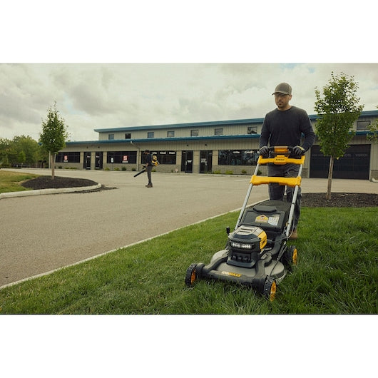 DeWalt 60V MAX Brushless Cordless RWD Self-Propelled Mower Kit