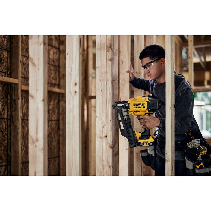 Dewalt 20V MAX XR 30° Brushless Cordless Paper Collated Framing Nailer - Tool Only