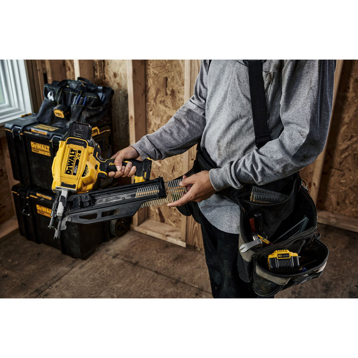 Dewalt 20V MAX XR 30° Brushless Cordless Paper Collated Framing Nailer - Tool Only