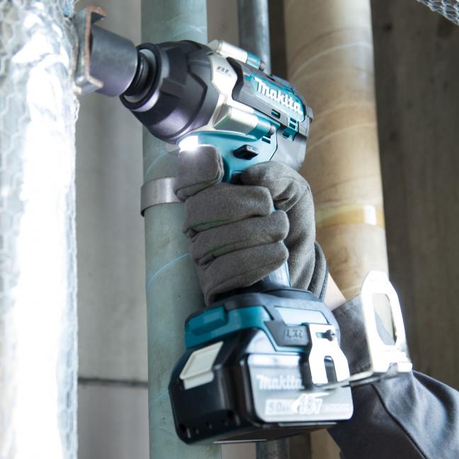 Makita 18V LXT Brushless 1/2" Impact Wrench w/Friction Ring - Tool Only