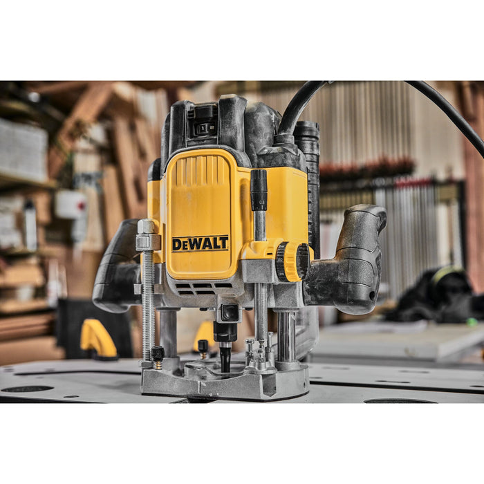 DeWalt 3 HP Electronic Variable Speed Plunge Router