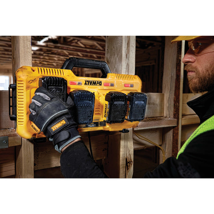 DeWalt Multiport Simultaneous Fast Charger