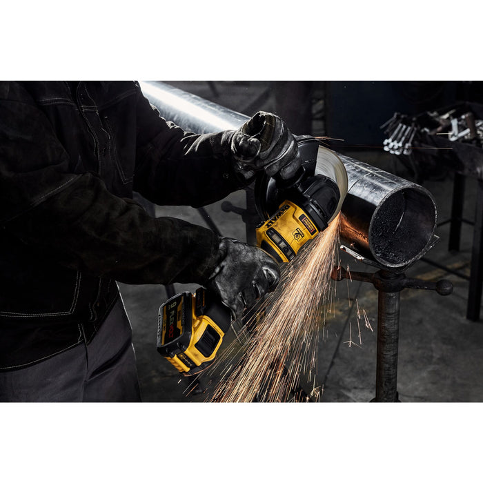 DeWalt 60V MAX FLEXVOLT® 7" Angle Grinder Kit