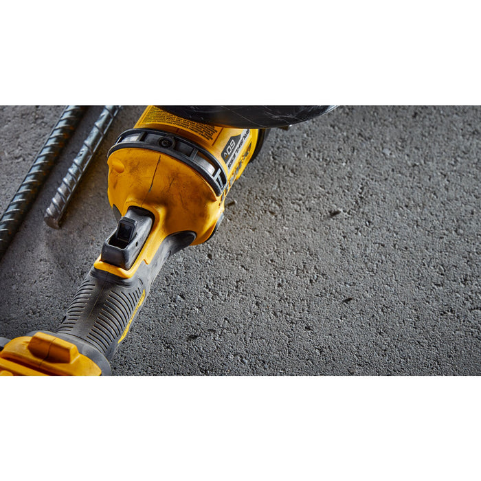 DeWalt 60V MAX FLEXVOLT® 7" Angle Grinder Kit