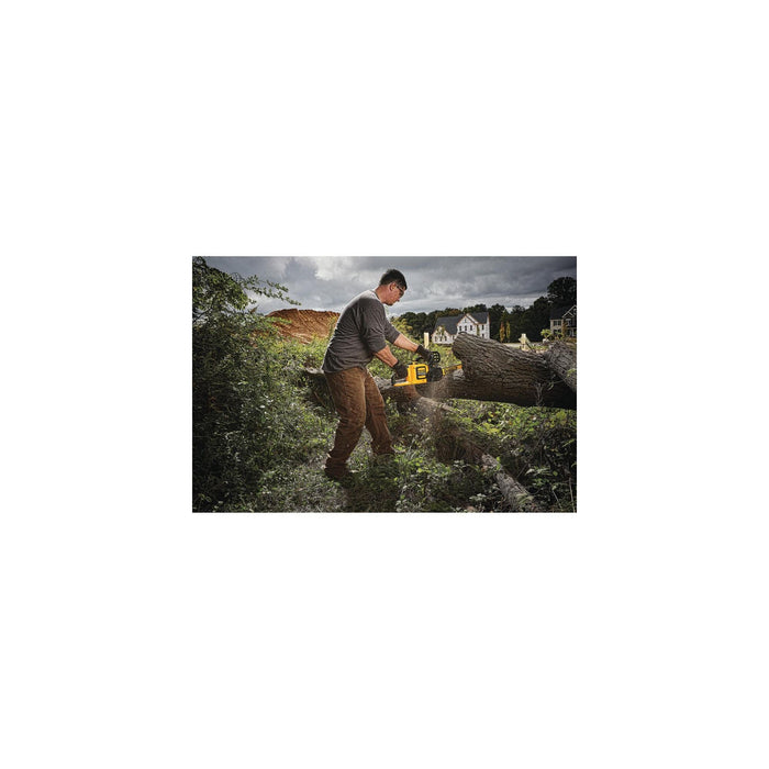 DeWalt FLEXVOLT™ 60V MAX CHAINSAW and Blower Combo Kit