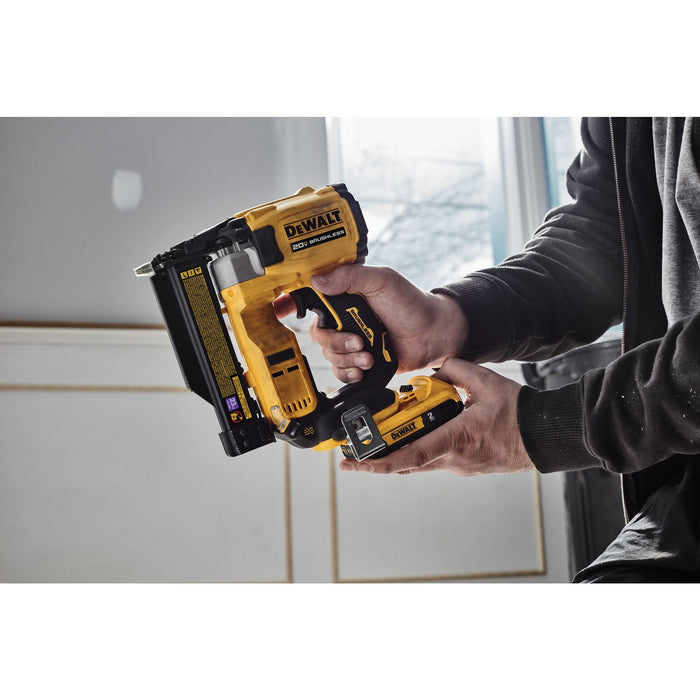 DeWalt 20V MAX Brushless Cordless 23 Gauge Pin Nailer Kit