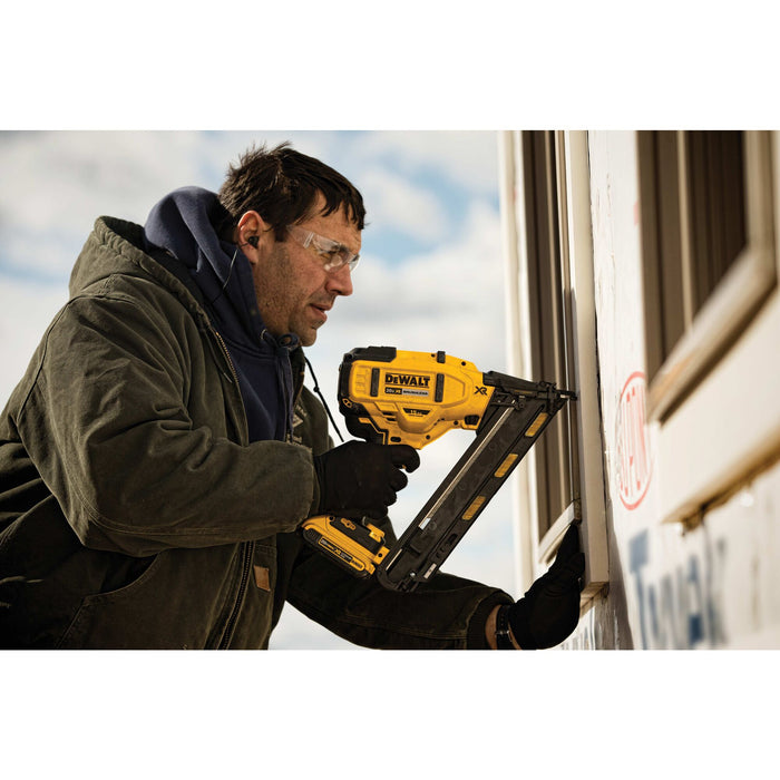 DeWalt 20V MAX XR® 15 Gauge Cordless Angled Finish Nailer - Tool Only