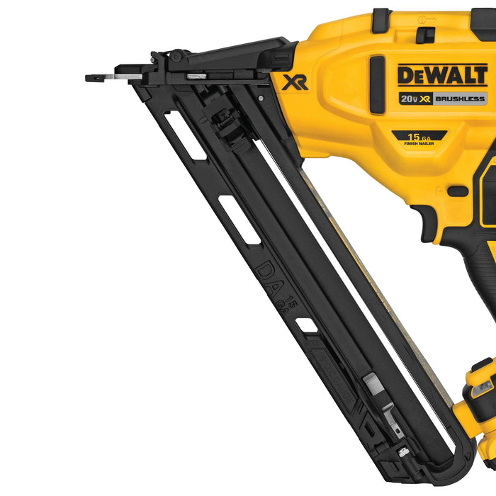 DeWalt 20V MAX XR 15 Gauge Cordless Angled Finish Nailer Kit