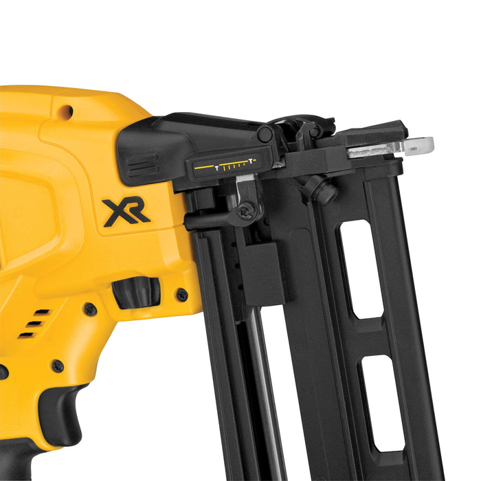 DeWalt 20V MAX XR 16 Gauge Cordless Straight Finish Nailer Kit