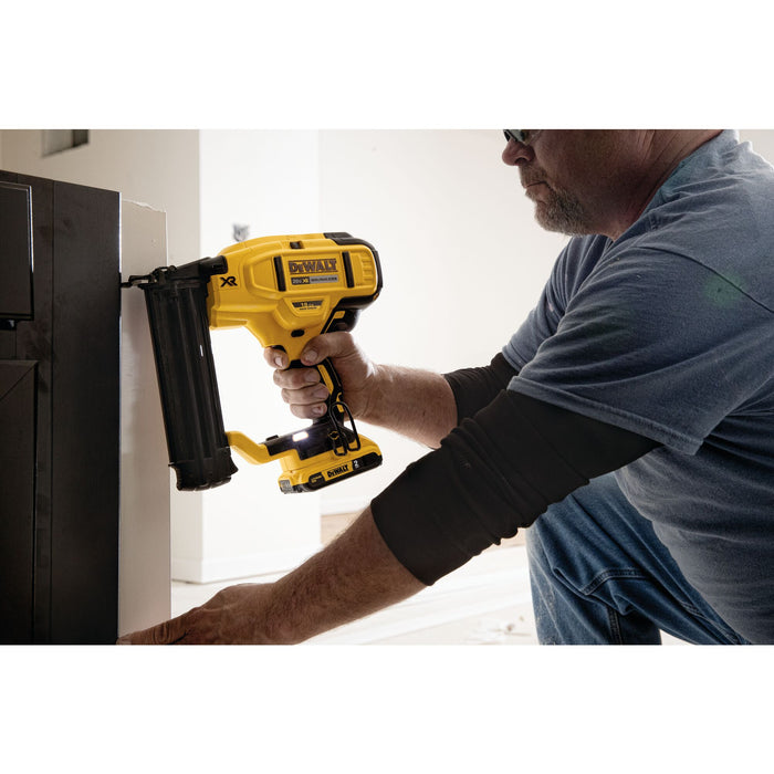 DeWalt 20V MAX XR 18 Gauge Cordless Brad Nailer Kit