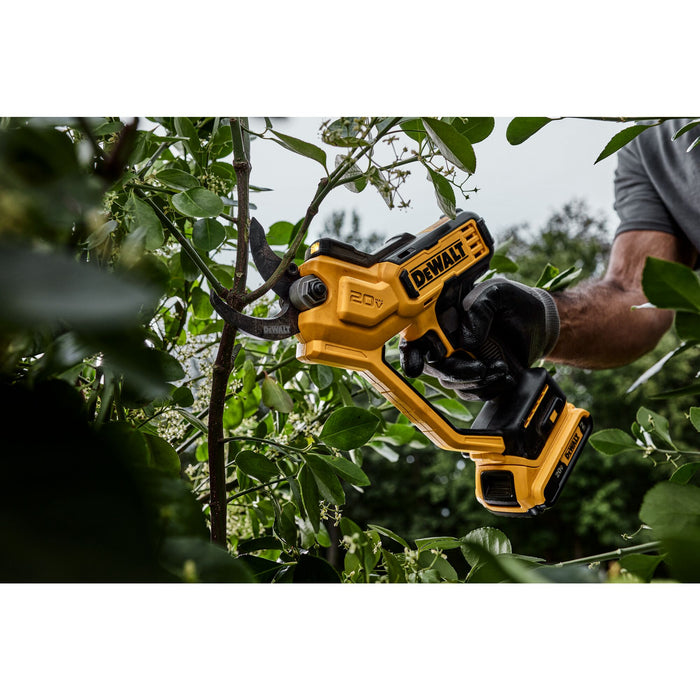 DeWalt 20V Cordless Hand Pruner