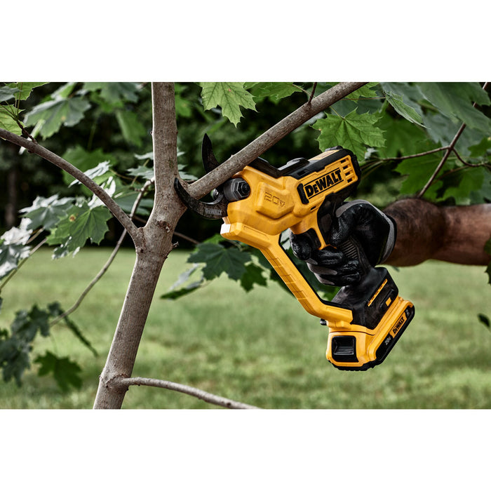 DeWalt 20V Cordless Hand Pruner