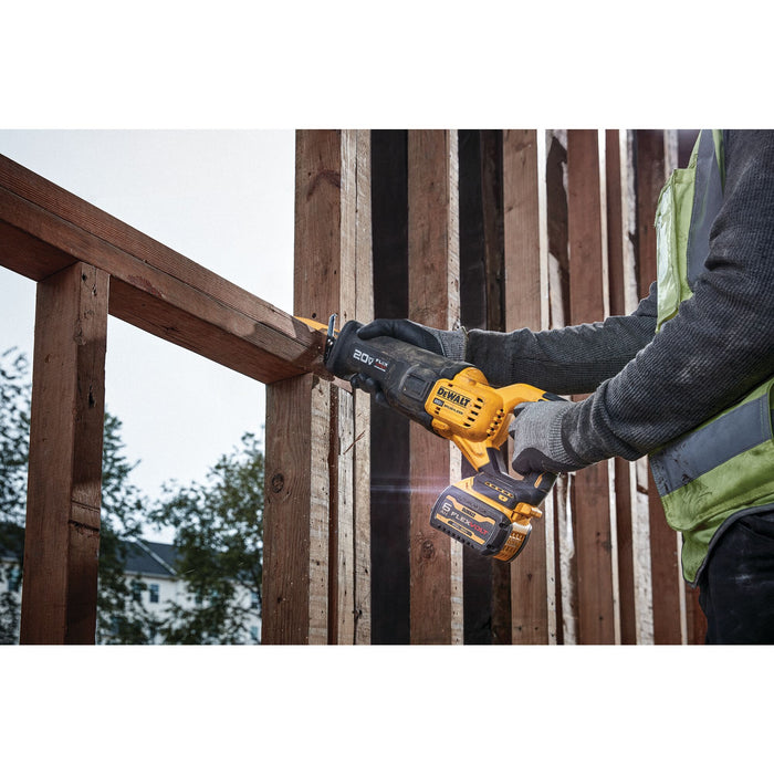 DeWalt FLEXVOLT® 20V MAX Brushless Cordless Reciprocating Saw - Tool Only