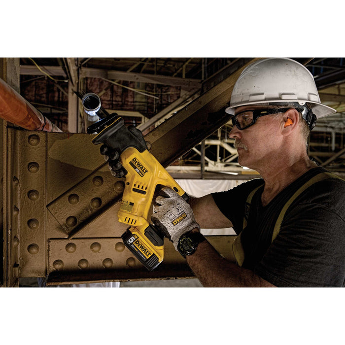 DeWalt 20V Compact Reciprocating Saw Kit