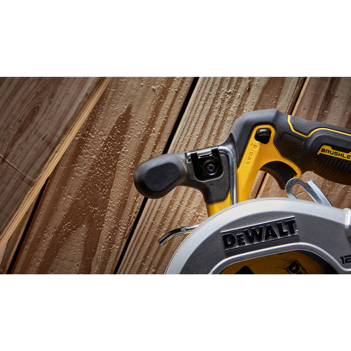 DeWalt XTREME™ 12V MAX 5-3/8" Brushless Cordless Circular Saw Kit