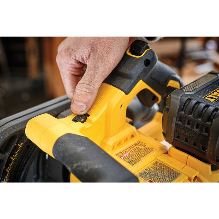 DeWalt FLEXVOLT® 60V MAX Brushless 6-1/2" Track Saw Kit