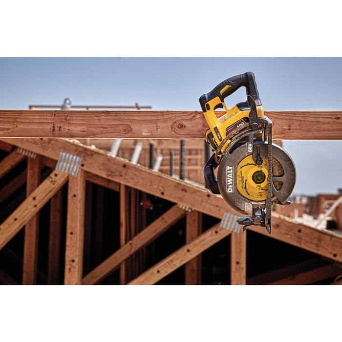 DeWalt FLEXVOLT 60V MAX 7-1/4" Worm Drive Circular Saw Kit