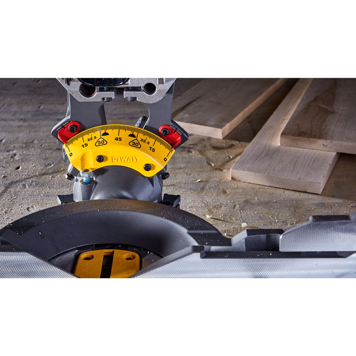 DeWalt FLEXVOLT 60V MAX 12" Sliding Mitre Saw Kit