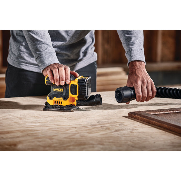 DeWalt 20V MAX XR® Cordless 1/4 Sheet Variable-Speed Sander Kit