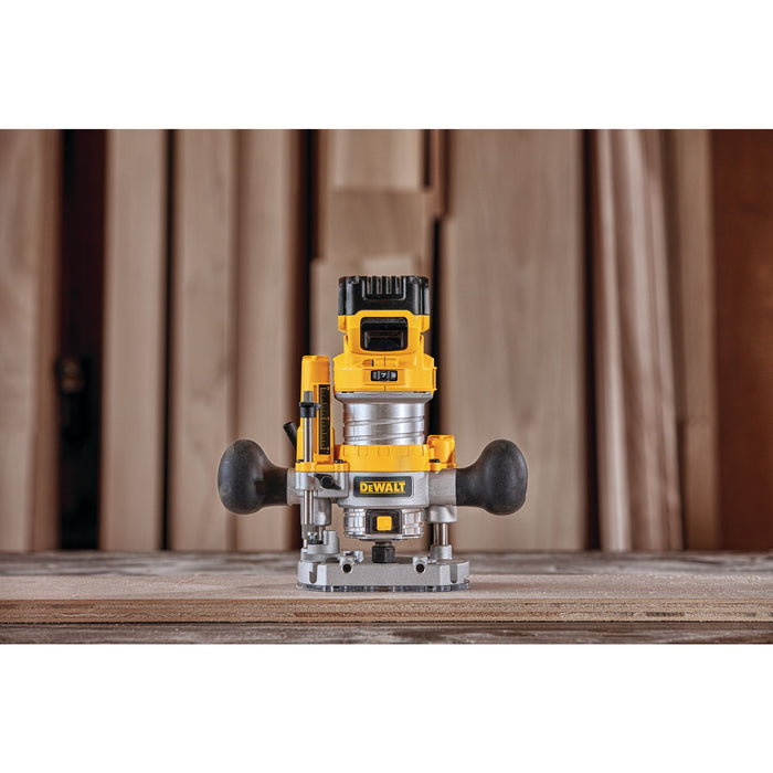 DeWalt 20V MAX XR® Brushless Cordless Compact Router - Tool Only