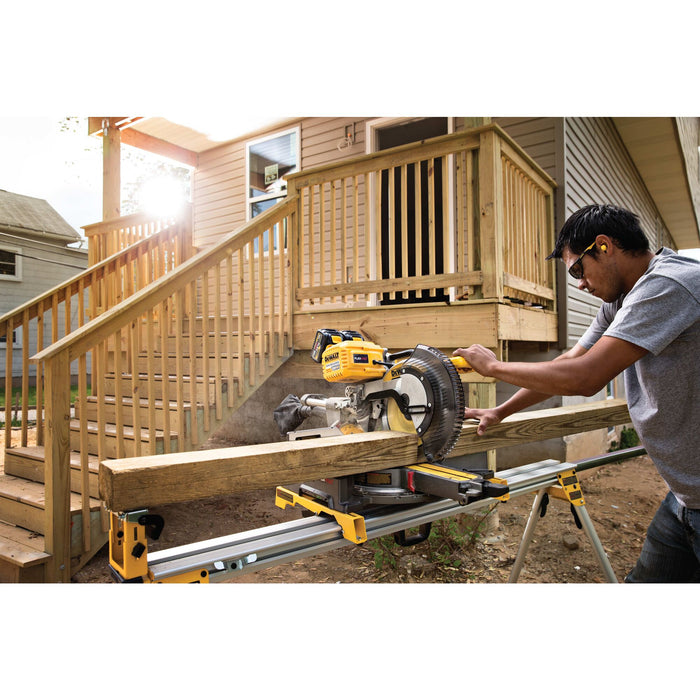 DeWalt FLEXVOLT® 120V MAX 12" Dual Bevel Sliding Mitre Saw Kit