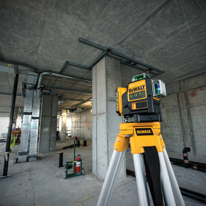 DeWalt 12V MAX 360° Green Beam 3 Line Laser Level