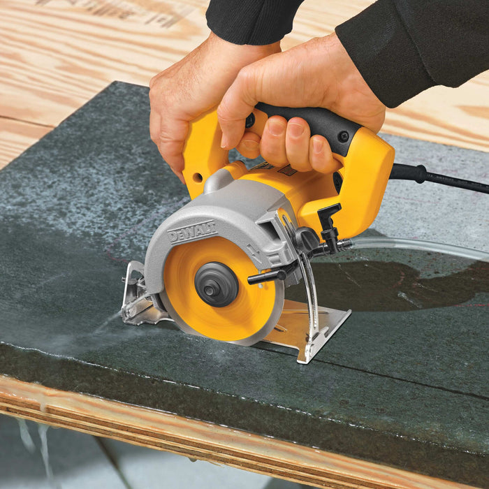 DeWalt 4-3/8" Wet/Dry Handheld Tile Cutter