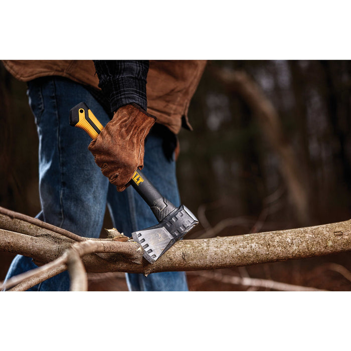 DeWalt 20 oz. Fibreglass Hatchet