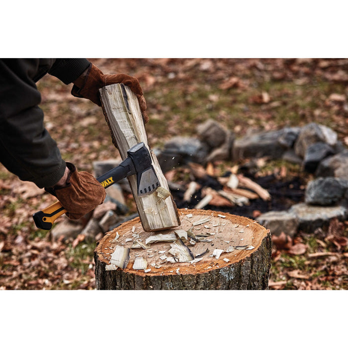 DeWalt 20 oz. Fibreglass Hatchet