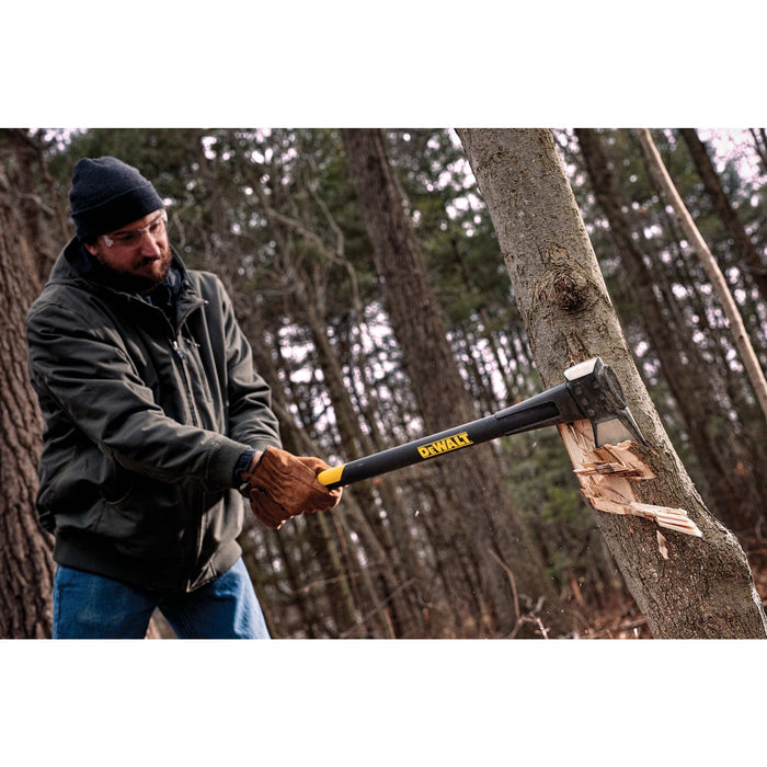 DeWalt EXOCORE™ 3.5 lb. Single Bit Axe